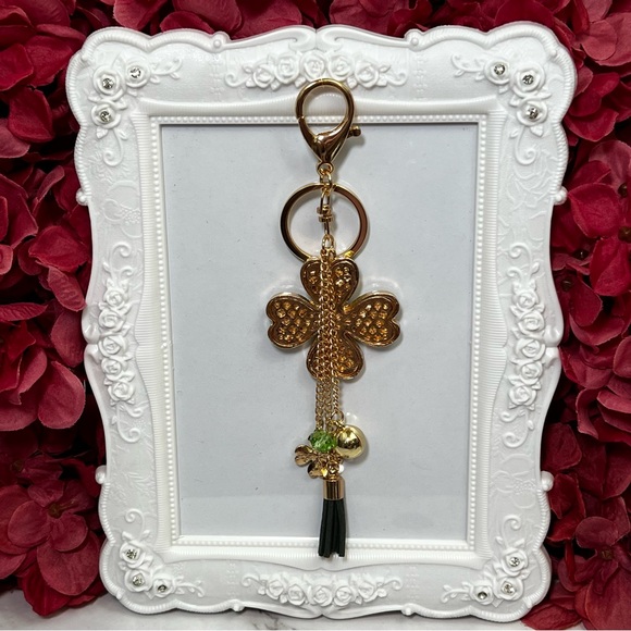 Green & Silver Crystal Four Leaf Clover Keychain with Tassel Charms - Picture 8 of 16